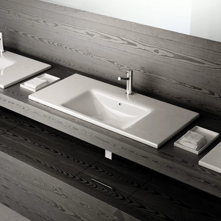 Vannas istabas uzliekamā izlietne Bathco California 70x39cm, 4029