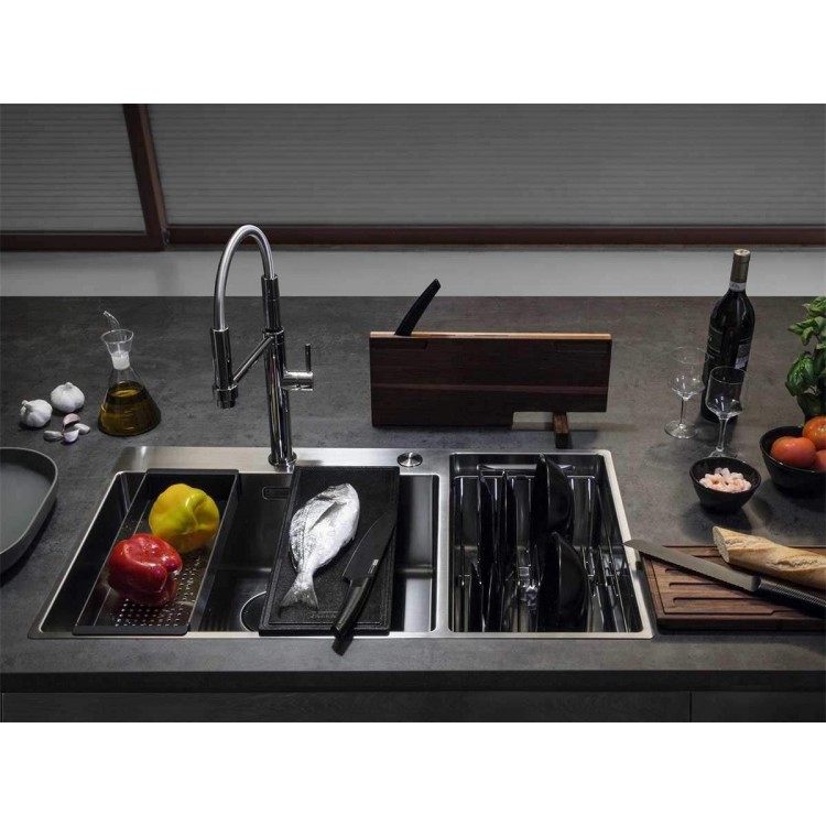 Virtuves izlietne FRANKE BOX CENTRE 86x51 cm ar piederumiem, BWX 220-54-27A Virtuves izlietne FRANKE BOX CENTRE 86x51 cm ar piederumiem, BWX 220-54-27A