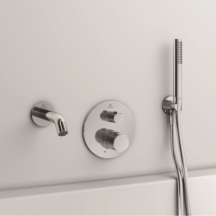 Dušas izvads no sienas Ideal Standard 1/2 x 1/2 āv, hromēts Dušas izvads no sienas Ideal Standard 1/2 x 1/2 āv, hromēts