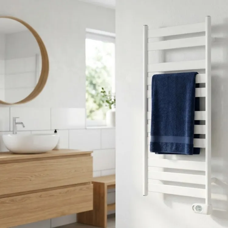 Adax Wave 750 W elektriskais dvieļu žāvētājs 1500 x 500 mm balts